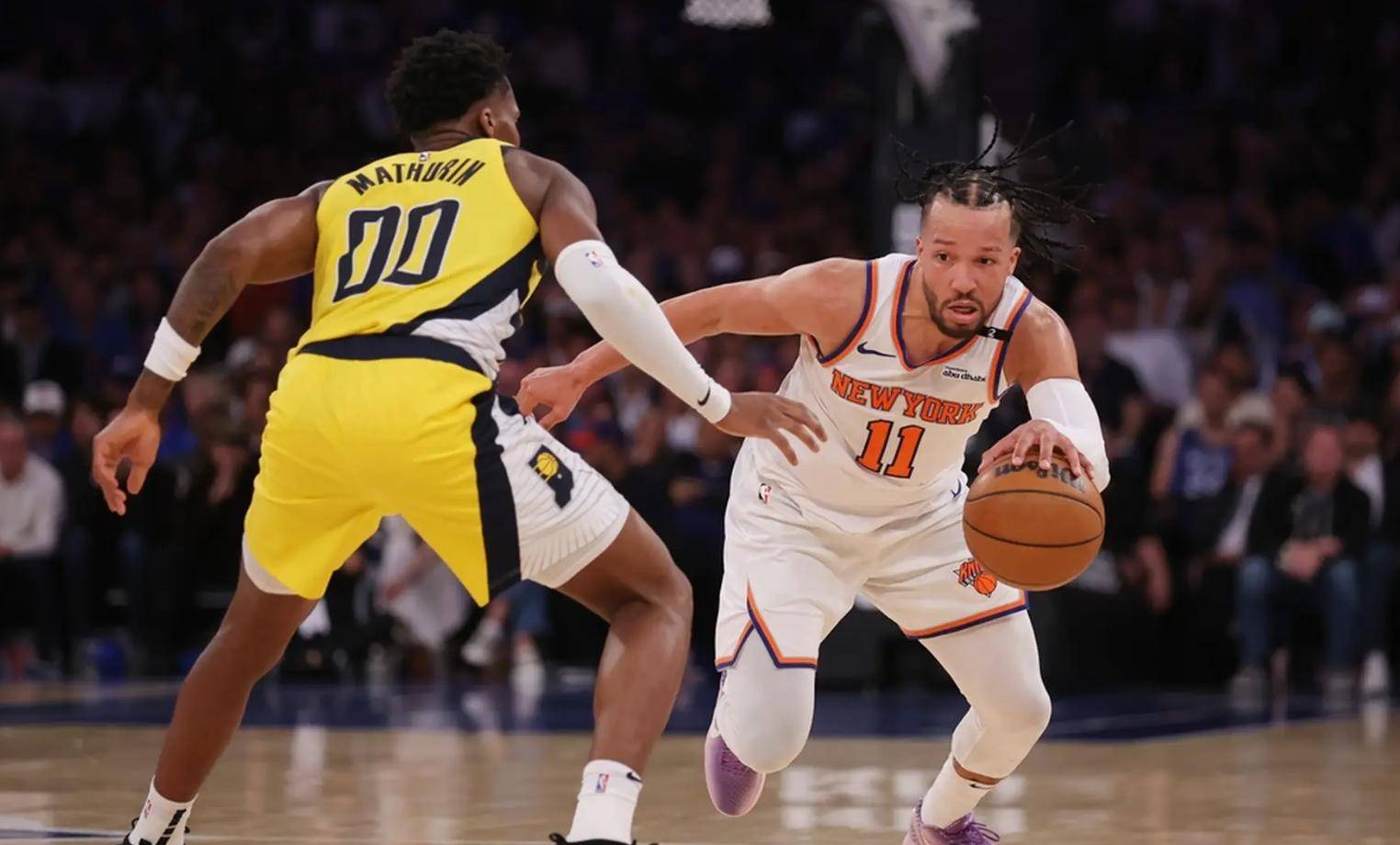 包含尼克斯再败:球队积极训练以期获胜的词条