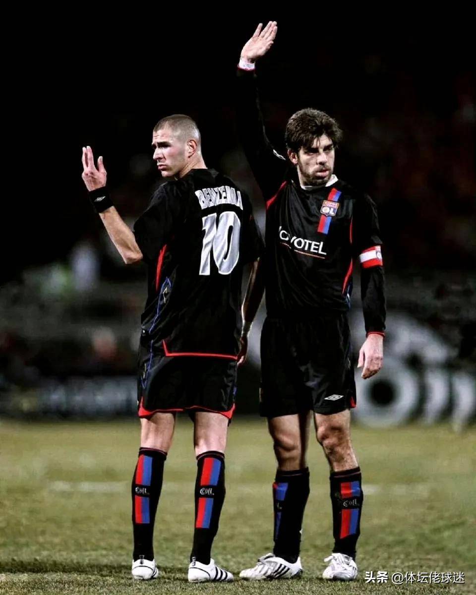 半岛体育vip注册-里昂队员状态神勇，助球队获胜