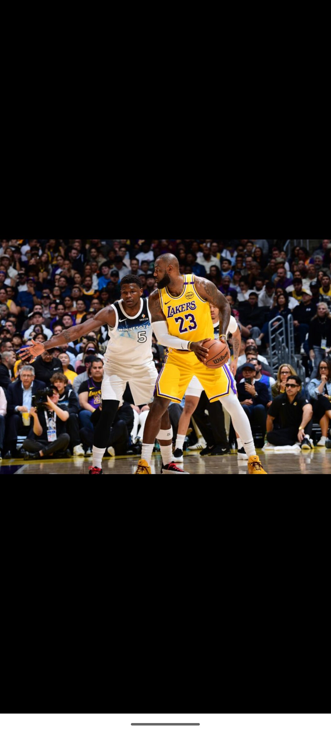 比赛中风云突变，球队成功逃过一劫