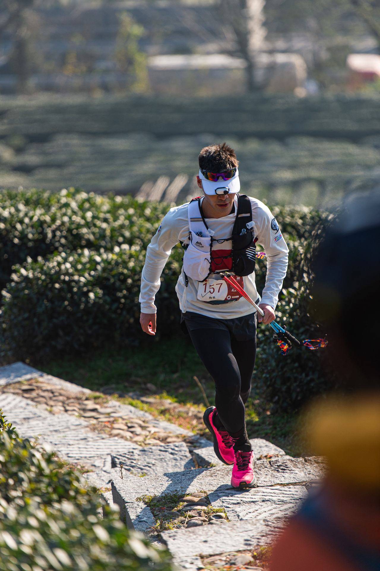 半岛体育官方-包含西湖在加时赛中获胜，继续稳固西部前四位置的词条
