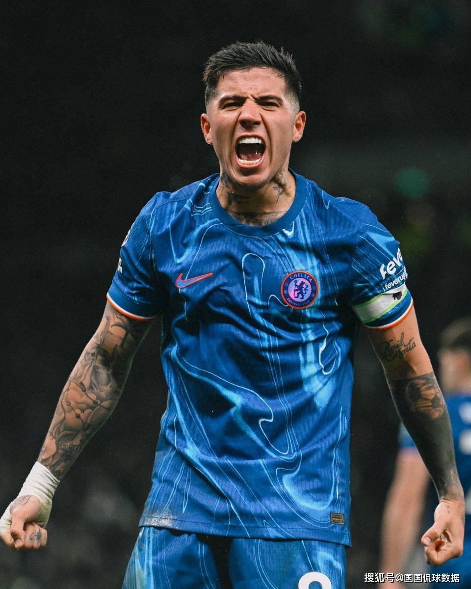 包含切尔西客场逼平水晶宫，整体表现不佳的词条