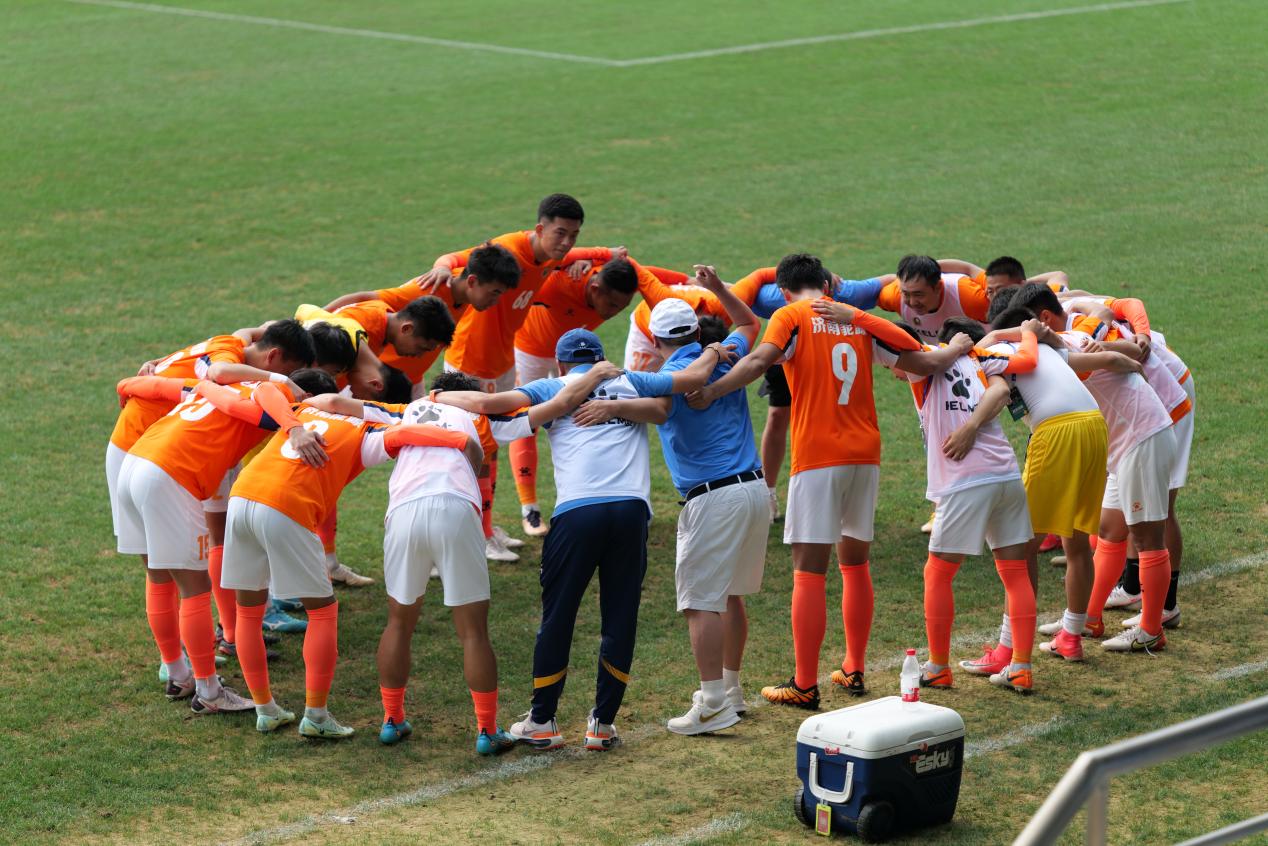 超越自我，国内足球队赢得信心与胜利的简单介绍