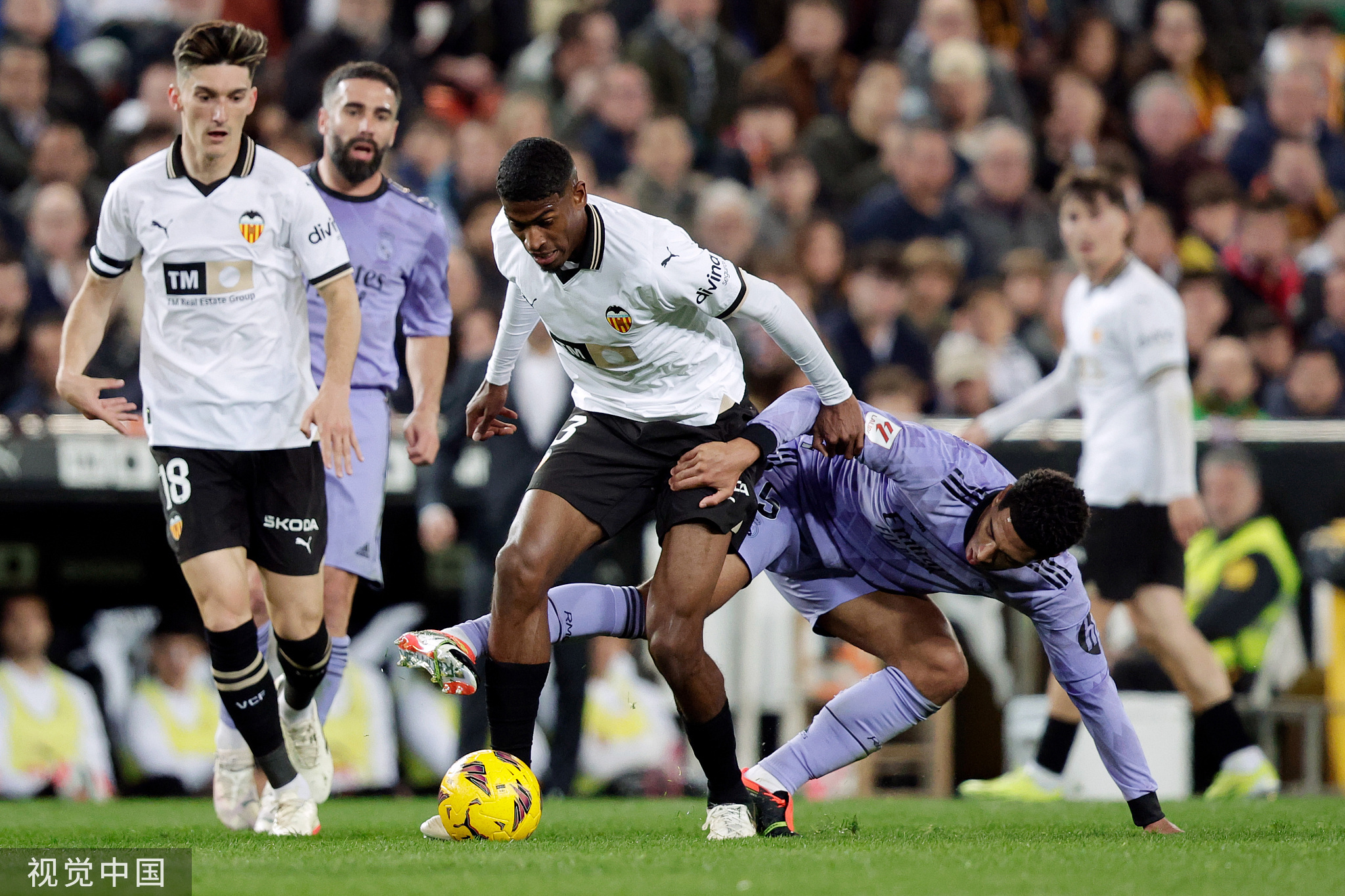 半岛体育投注-关于莱万特客场逼平巴伦西亚，战平收场的信息