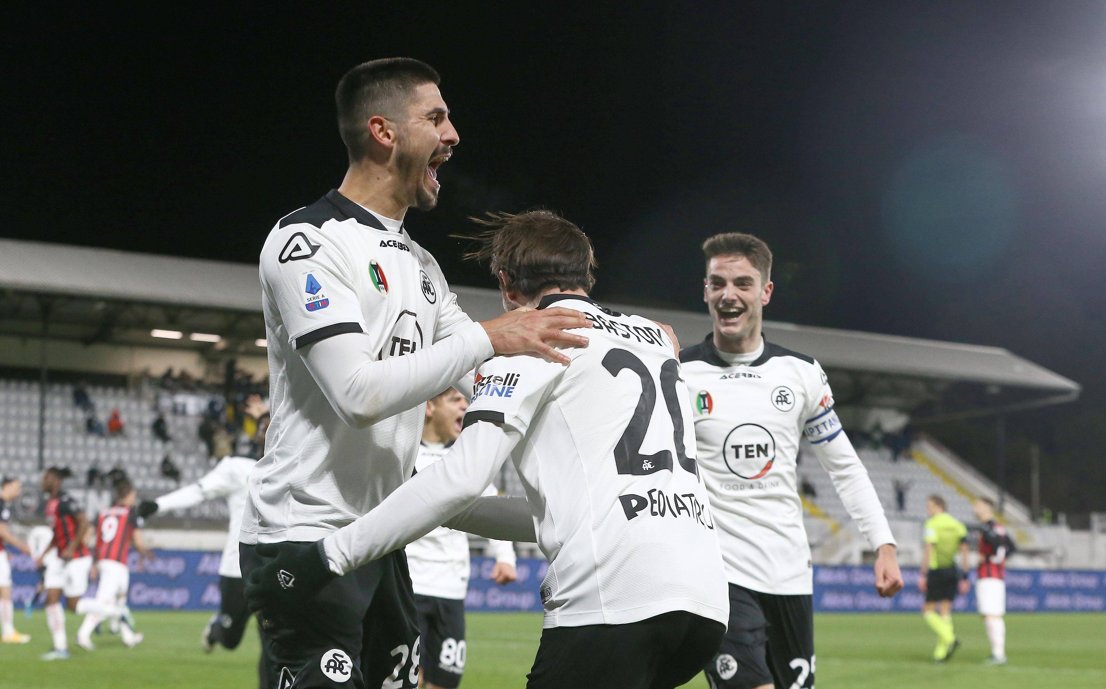 东方球队在国际足球赛中势如破竹的简单介绍