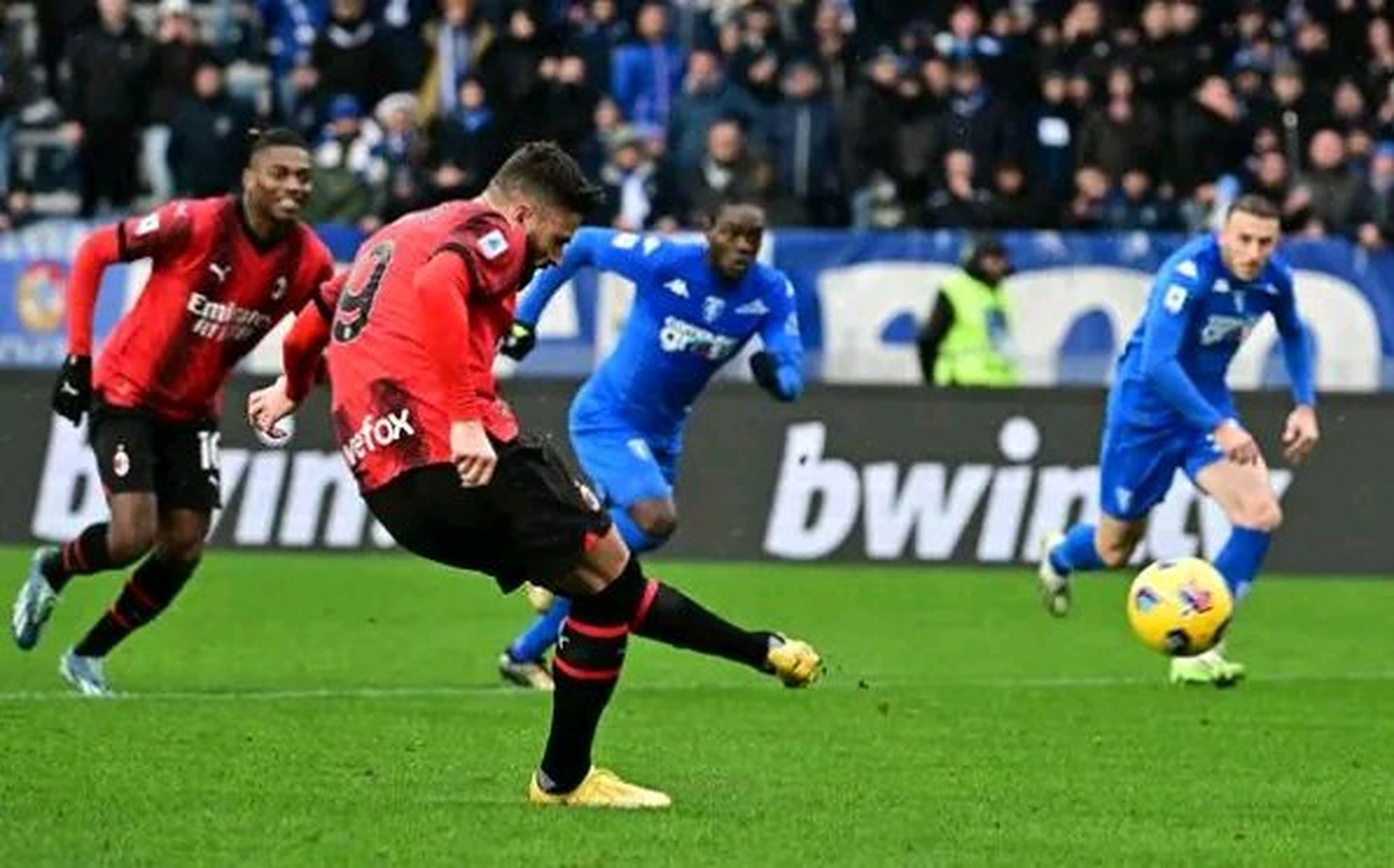 半岛体育官方-AC米兰主场大胜，继续保持不败纪录的简单介绍