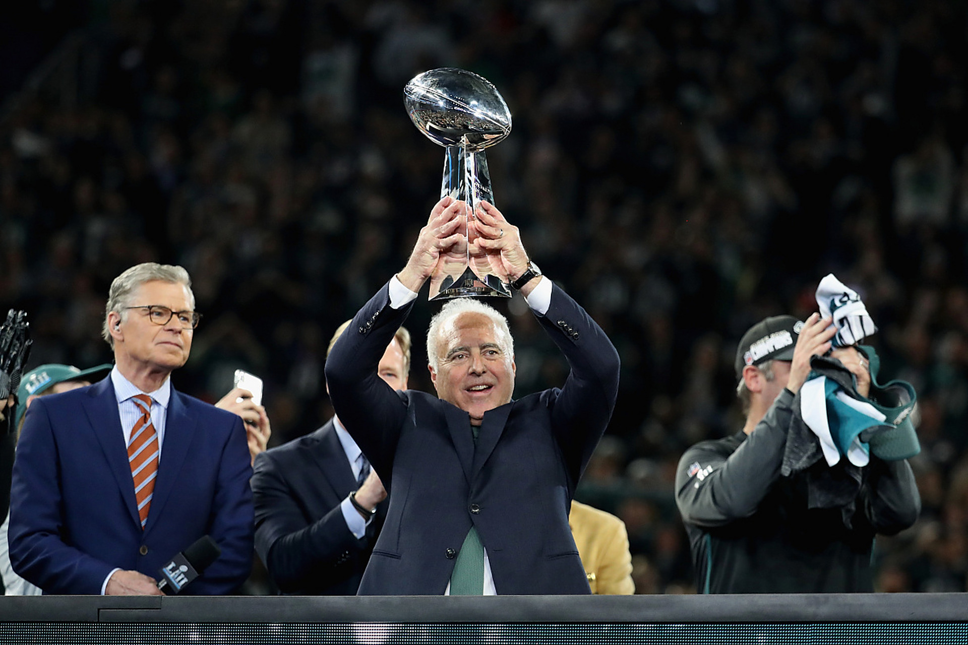 半岛体育官网app-皇马国王杯夺冠迎接新赛季挑战